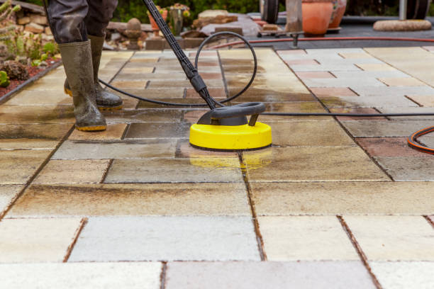 Best Rust Removal  in Menomonie, WI